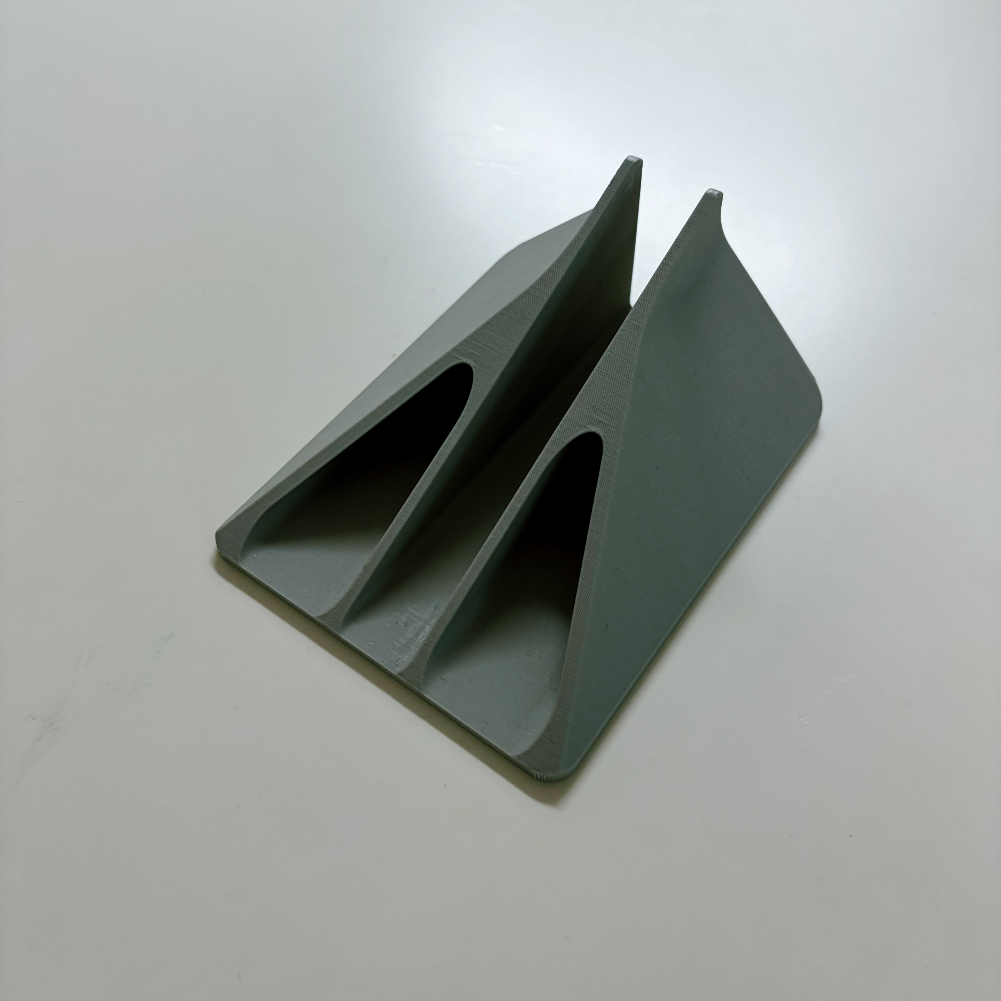 Laptop stand without macbook